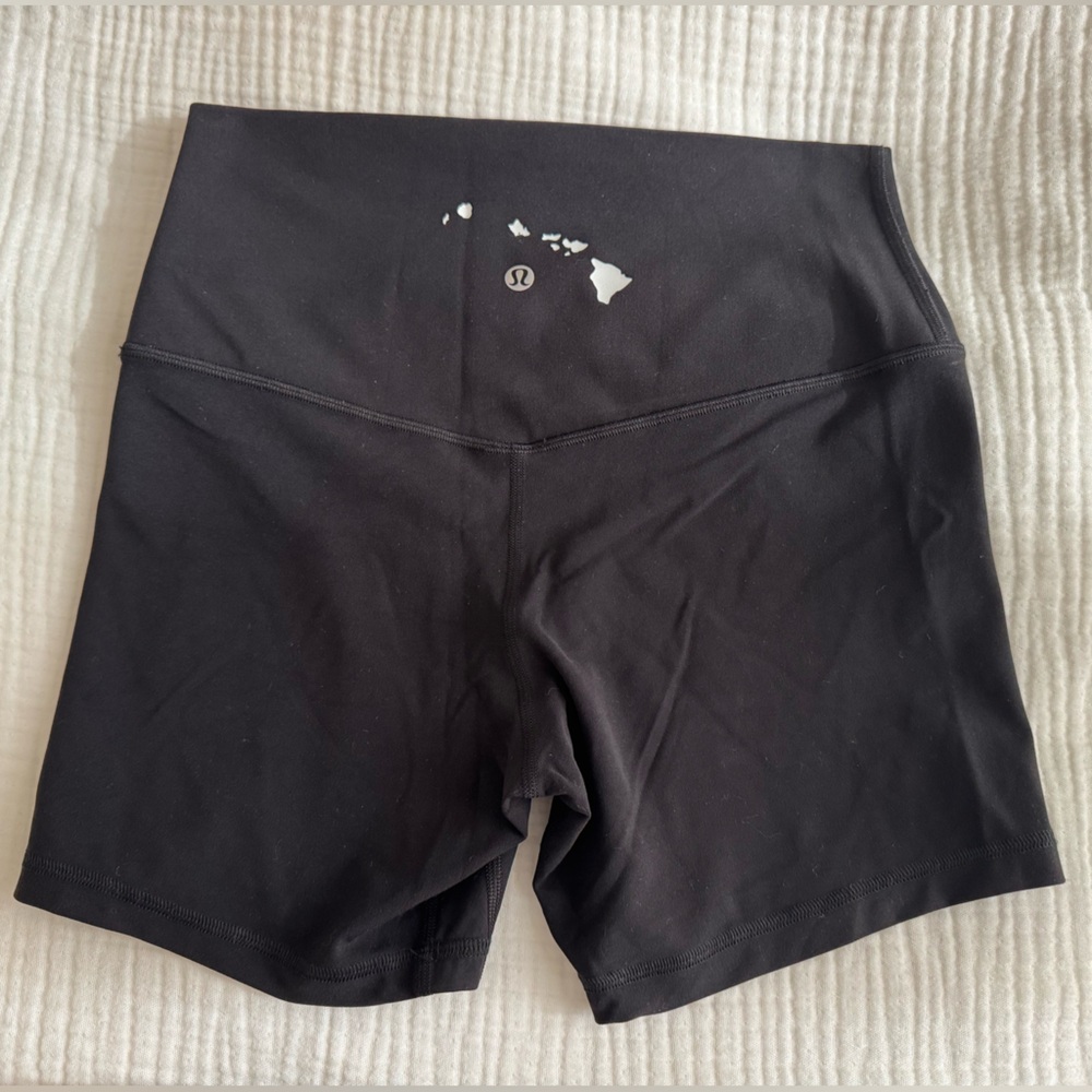 RARE Lululemon Hawaii Align Shorts!